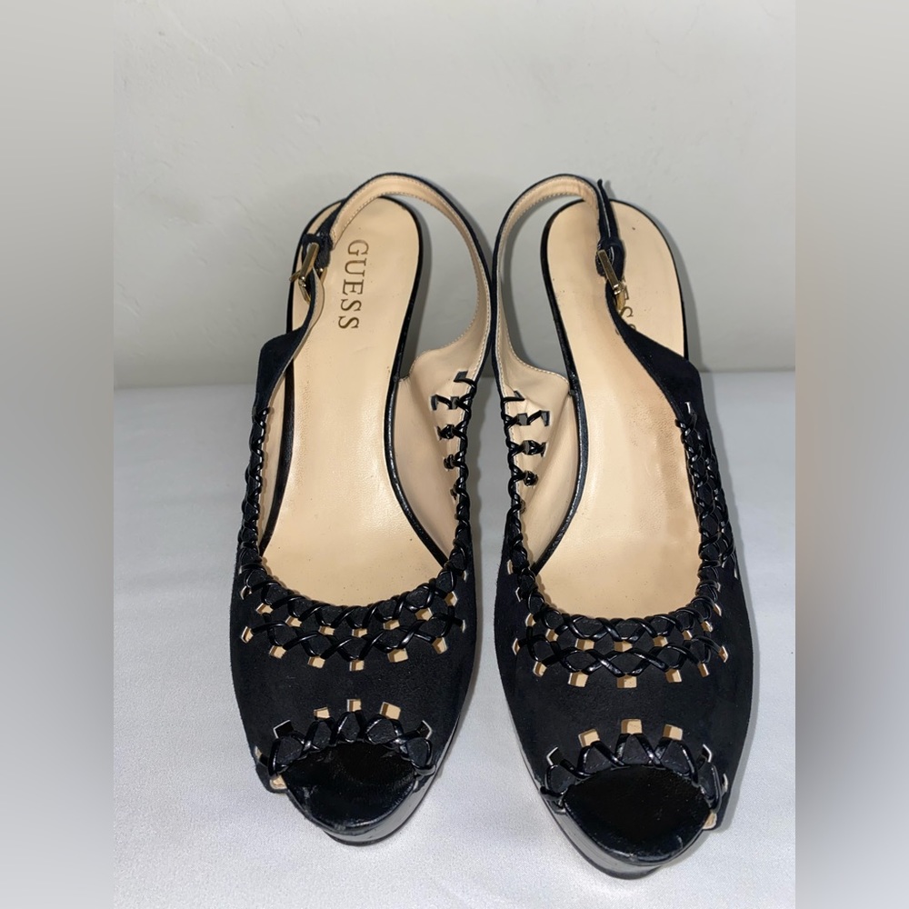 Black Guess heels size 8